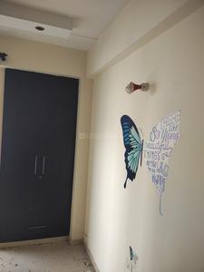 Bedroom Image of 1135 Sq.ft 2.5 BHK Apartment / Flat for rent in Prateek Laurel, Sector 120 Noida for Rs. 25500