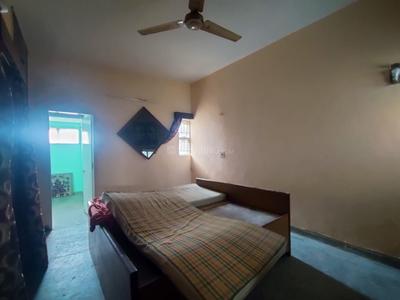 Bedroom Image of 1600 Sq.ft 2 BHK Builder Floor for rent in Safdarjung Enclave New Delhi for Rs. 75000