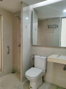 Common Bathroom Image of 950 Sq.ft 2 BHK Apartment / Flat for sale in Hiranandani Estate Avila, Hiranandani Estate Thane for Rs. 15000000