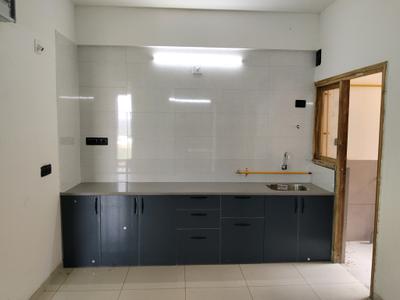Kitchen Image of 1795 Sq.ft 3 BHK Apartment / Flat for rent in Krishna Crystal Heights, Bhadaj Ahmedabad for Rs. 21000
