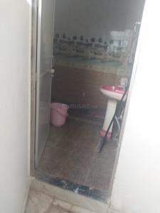 Bathroom Image of 2500 Sq.ft 3 BHK Independent House for rent in Sahadatganj Ayodhya for Rs. 35000