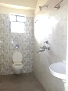 Common Bathroom Image of 1200 Sq.ft 3 BHK Apartment / Flat for rent in Purti Aqua 2, Kaikhali Kolkata for Rs. 25000