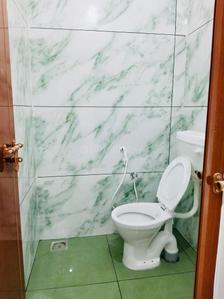 Bathroom Image of 850 Sq.ft 2 BHK Independent House for sale in Chungam Alappuzha for Rs. 2800000
