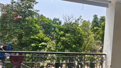 Balcony Image of 500 Sq.ft 1 BHK Builder Floor for rent in Khirki Extension New Delhi for Rs. 16500