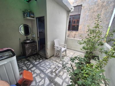 Balcony Image of 535 Sq.ft 1 BHK Builder Floor for rent in Sector 11 Rohini New Delhi for Rs. 15000