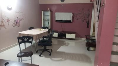 Living Room Image of 1900 Sq.ft 3 BHK Villa for rent in Media Park Society, Ghorpadi Pune for Rs. 45000