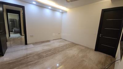 Bedroom Image of 5500 Sq.ft 6 BHK Duplex for sale in Punjabi Bagh New Delhi for Rs. 98000000