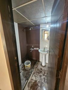 Bathroom Image of 1070 Sq.ft 2 BHK Apartment / Flat for rent in Alcon Acacia, Kondhwa Pune for Rs. 27000