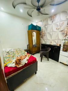 Bedroom Image of 2250 Sq.ft 3 BHK Apartment / Flat for rent in Uttam Nagar New Delhi for Rs. 25000