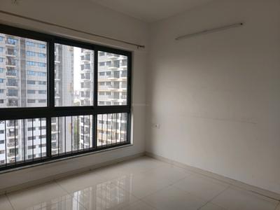 Bedroom Image of 950 Sq.ft 2 BHK Apartment / Flat for sale in Amanora Gold Towers, Hadapsar Pune for Rs. 10500000
