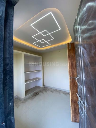 Latha Paradise Main Image 1