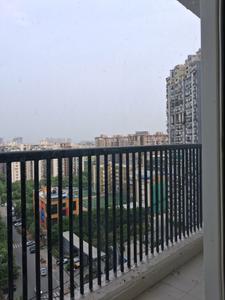 Bedroom Three Image of 1324 Sq.ft 3 BHK Apartment / Flat for sale in Amrapali Platinum, Sector 119 Noida for Rs. 12300000