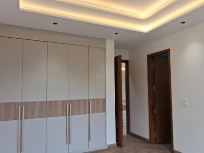 Bedroom Image of 1800 Sq.ft 3 BHK Builder Floor for sale in Paschim Vihar New Delhi for Rs. 39500000