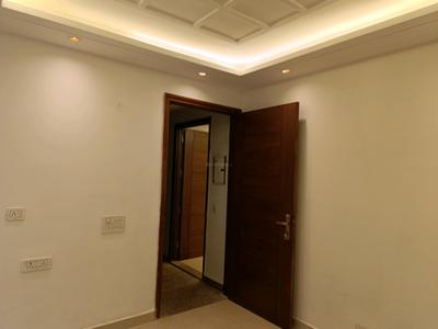 Living Room Image of 675 Sq.ft 2 BHK Apartment / Flat for sale in Chhattarpur New Delhi for Rs. 6500000