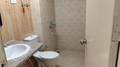 Image of 1400 Sq.ft 3 BHK Apartment / Flat for rent in Mahagun Mantra I, Noida Extension, Greater Noida for Rs. 26000