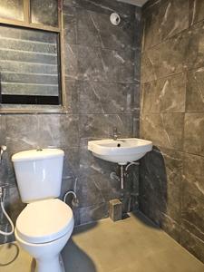 Common Bathroom Image of 490 Sq.ft 1 BHK Apartment / Flat for rent in VTP Purvanchal, Kesnand Pune for Rs. 18500