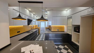Kitchen Image of 3900 Sq.ft 4 BHK Apartment / Flat for sale in Central Park Resorts, Sector 48 Gurgaon for Rs. 129000000
