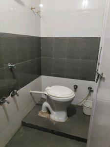 Common Bathroom Image of 2050 Sq.ft 3 BHK Apartment / Flat for rent in Indraprasth Greens, Shyamal Ahmedabad for Rs. 70000