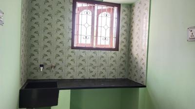 Kitchen Image of 900 Sq.ft 2 BHK Builder Floor for rent in Alagapuram Pudur Salem for Rs. 10000
