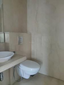 Common Bathroom Image of 950 Sq.ft 2 BHK Apartment / Flat for sale in Thane West Thane for Rs. 17000000