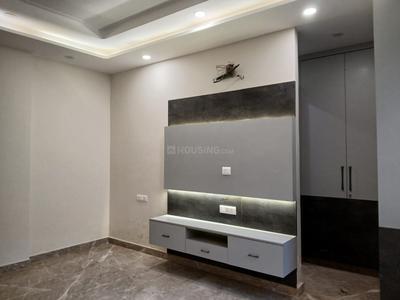 Bedroom Image of 900 Sq.ft 3 BHK Builder Floor for sale in Luxury Homes, Paschim Vihar New Delhi for Rs. 13600000