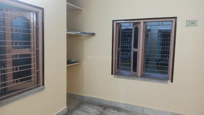 Bedroom Image of 650 Sq.ft 2 BHK Apartment / Flat for rent in Baranagar Kolkata for Rs. 15000