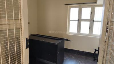 Bedroom Image of 800 Sq.ft 2 BHK Apartment / Flat for rent in Halasuru Bengaluru for Rs. 22000