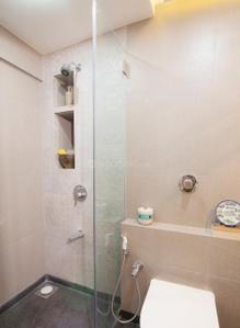 Bathroom Image of 1100 Sq.ft 2 BHK Apartment / Flat for rent in Dhaval Ganga, Bandra West Mumbai for Rs. 225000