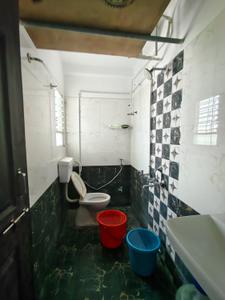 Bathroom Image of 650 Sq.ft 1 BHK Apartment / Flat for rent in Pimple Gurav Pune for Rs. 15000