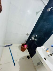 Bathroom Image of 1100 Sq.ft 2 BHK Apartment / Flat for rent in Anandtara La Gloriosa, Wadgaon Sheri Pune for Rs. 42000