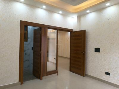 Bedroom Image of 1350 Sq.ft 3 BHK Builder Floor for sale in Indirapuram Ghaziabad for Rs. 13000000