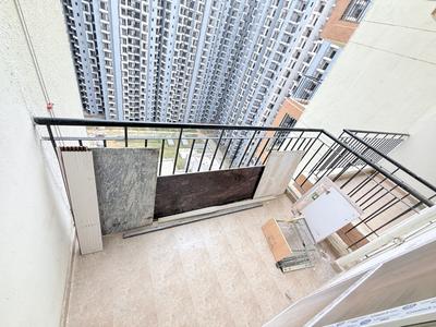 Balcony Image of 1200 Sq.ft 3 BHK Apartment / Flat for rent in Amrapali Dream Valley 2, Noida Extension Greater Noida for Rs. 22000