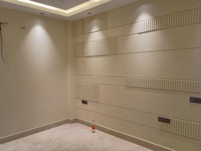 Bedroom Image of 1800 Sq.ft 3 BHK Builder Floor for sale in Kailash Colony New Delhi for Rs. 52500000