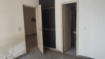 Bedroom Image of 450 Sq.ft 1 BHK Apartment / Flat for rent in Gaurs Sanskriti Vihar 10th Avenue, Noida Extension Greater Noida for Rs. 17000