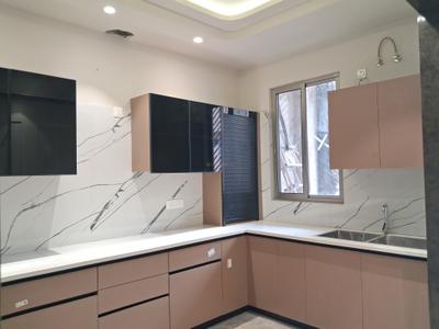 Kitchen Image of 1800 Sq.ft 3 BHK Builder Floor for sale in Paschim Vihar New Delhi for Rs. 35000000