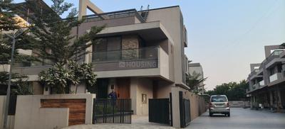 Image of 2300 Sq.ft 4 BHK Villa for rent in Ami Elegance, Sargasan, Gandhinagar for Rs. 45000