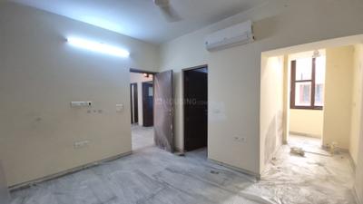 Bedroom Image of 1650 Sq.ft 3 BHK Apartment / Flat for rent in DDA Sector Pocket B C, Vasant Kunj New Delhi for Rs. 77000