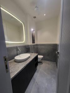 Bathroom Image of 2700 Sq.ft 4 BHK Builder Floor for sale in DLF City Phase 1, DLF Phase 1 Gurgaon for Rs. 47100000