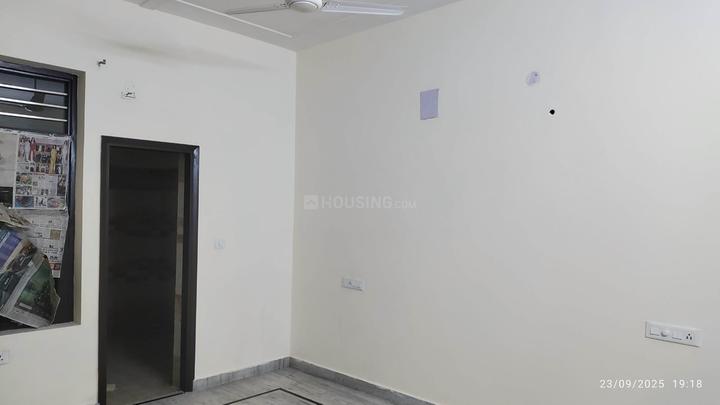 Ganesh Nagar Bedroom 1