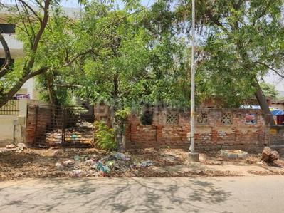 Image of 350 Sq.ft Residential Plot / Land for sale in Gamma II, Greater Noida for Rs. 42500000
