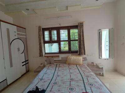 Bedroom Image of 2565 Sq.ft 4 BHK Villa for sale in Thaltej Ahmedabad for Rs. 42500000