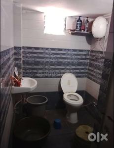 Bathroom Image of 600 Sq.ft 2 BHK Independent House for rent in Govardhanpur Jamnagar for Rs. 18000