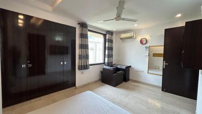 Bedroom Image of 2500 Sq.ft 3 BHK Builder Floor for rent in Safdarjung Enclave New Delhi for Rs. 170000