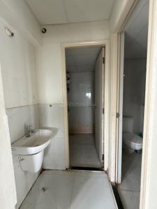 Image of 465 Sq.ft 1 BHK Apartment / Flat for rent in Runwal Gardens, Dombivli East, Thane for Rs. 15000