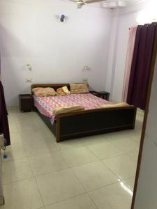 Bedroom Image of 700 Sq.ft 2 BHK Apartment / Flat for rent in Qaiserbagh Lucknow for Rs. 15000