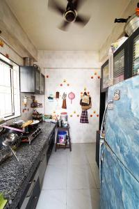 Kitchen Image of 990 Sq.ft 2 BHK Apartment / Flat for sale in Adalaj Gandhinagar for Rs. 4800000