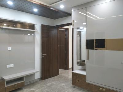 Bedroom Image of 1800 Sq.ft 3 BHK Builder Floor for sale in Vikaspuri Luxury Homes, Vikaspuri New Delhi for Rs. 40000000