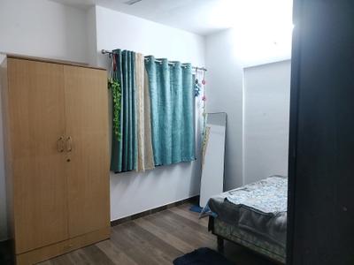 Three Jewels Bedroom 1