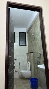 Bathroom Image of 1000 Sq.ft 2 BHK Apartment / Flat for rent in Rajat Eden Wood, Hoshangabad Road Bhopal for Rs. 18000