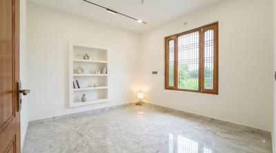 Bedroom Image of 2200 Sq.ft 4 BHK Duplex for sale in Chitaipur Varanasi for Rs. 10000000